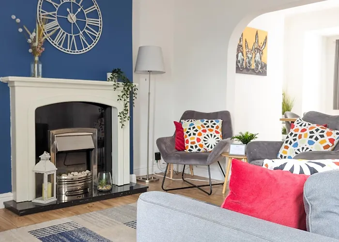 3Br-St Johns Hse-Free Parking-Workers-Kitchen-Wifi-Dog Friendly