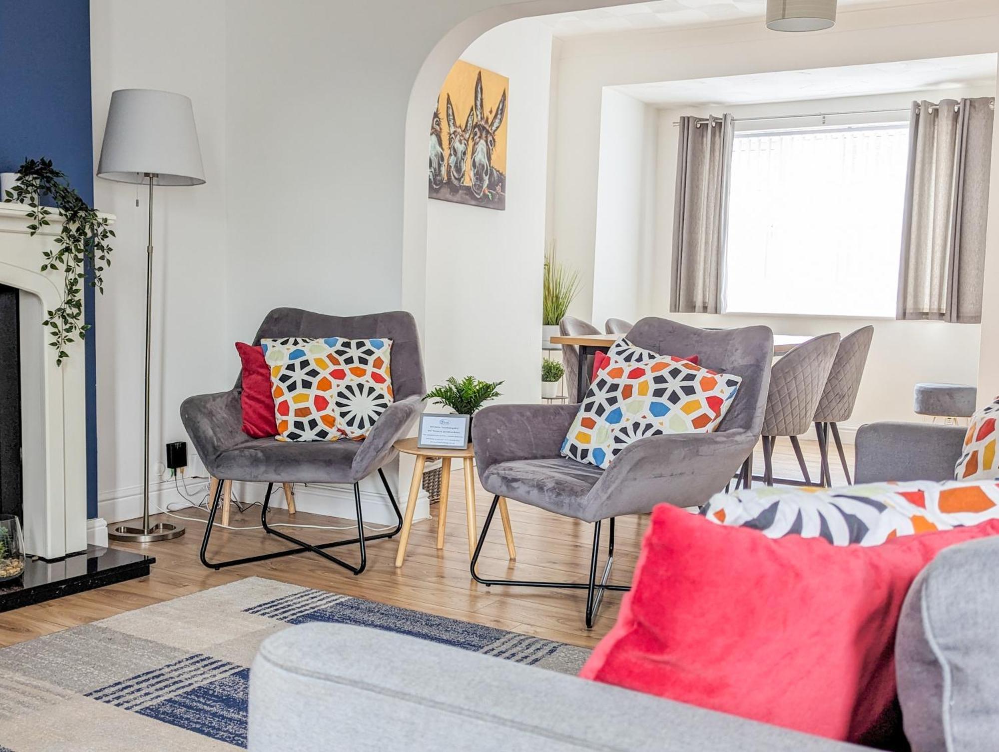 Apartment 3br-st Johns Hse-free Parking-workers-kitchen-wifi-dog Friendly *