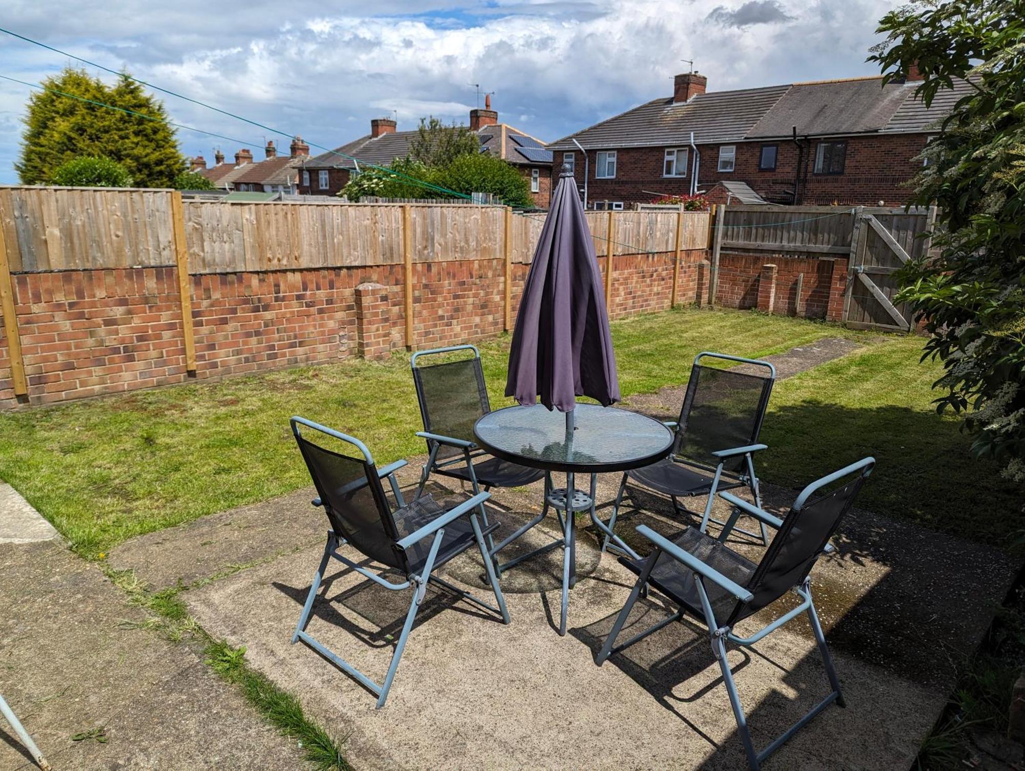 3br-st Johns Hse-free Parking-workers-kitchen-wifi-dog Friendly