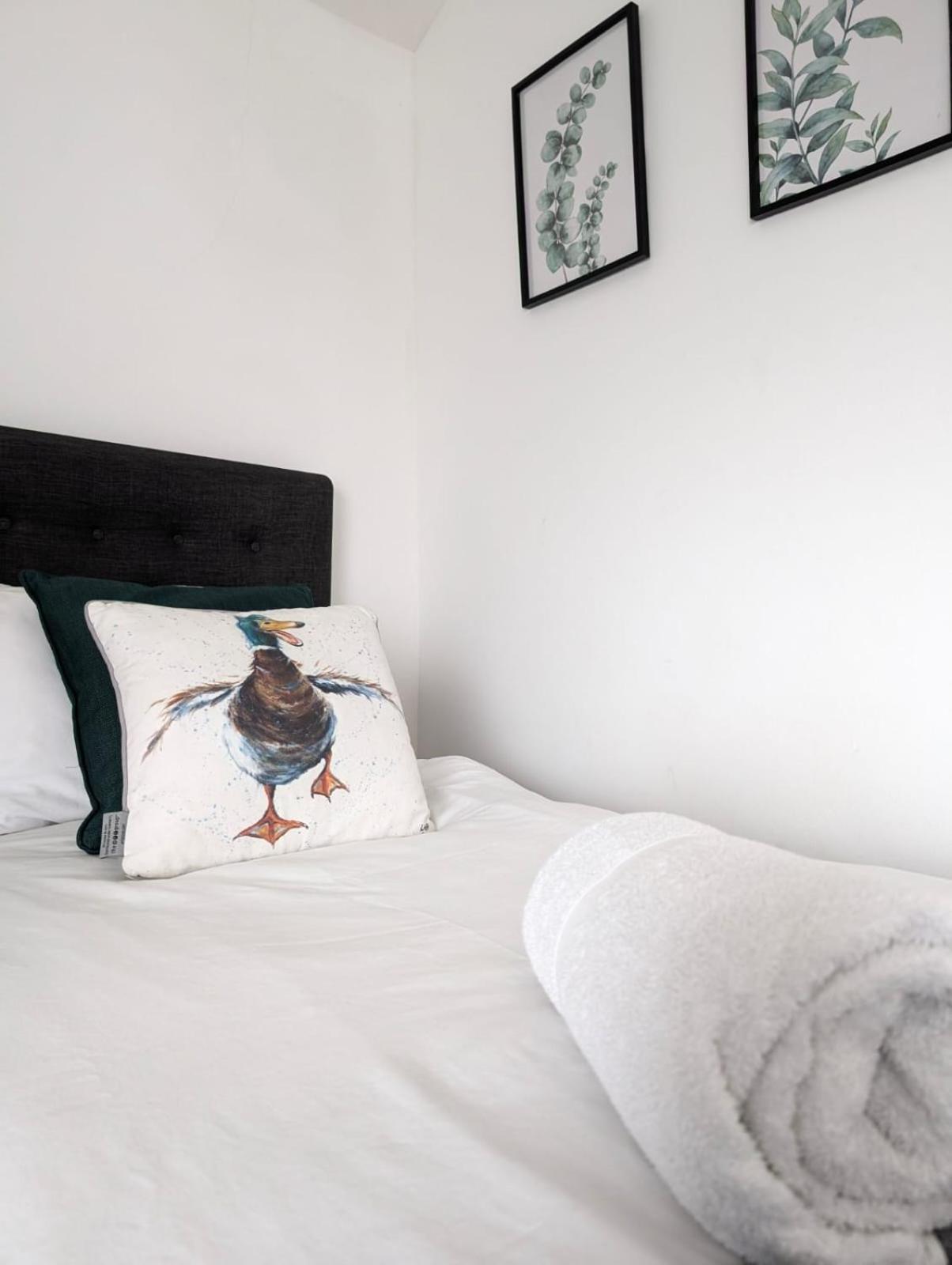3br-st Johns Hse-free Parking-workers-kitchen-wifi-dog Friendly * Doncaster